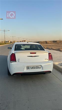 کرایسلەر 300